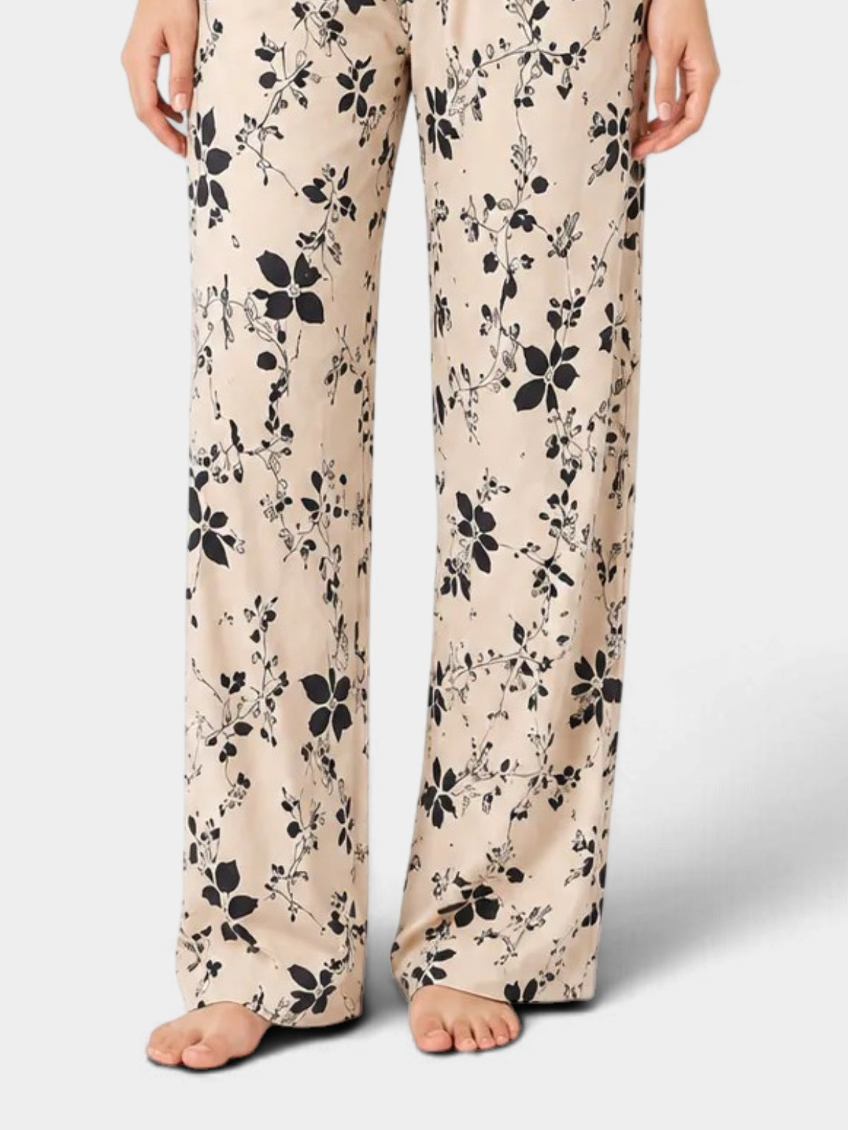 Blossom Sketch 2-Piece Night Suit
